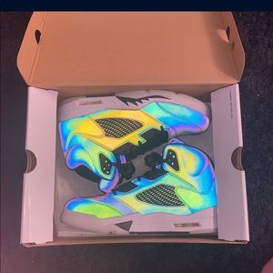 Jordan 5 (Women’s size 12\Mens size 10.5)